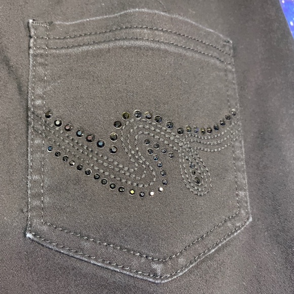 DG2- Black Slim Bootcut Jeans size 8 Petite - Picture 8 of 8